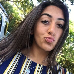 Meet your Posher, Gianna